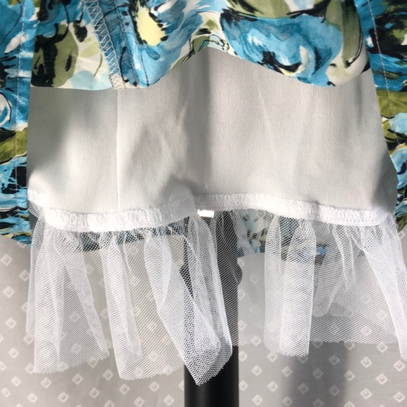 Formal Dress - Picture 6 of 7